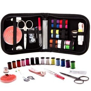 Mini Travel Sewing Kit Compact Emergency Repair Kit Craft Thread Needles Case